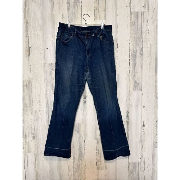 Liz Claiborne bootcut jeans - Picture 1 of 9